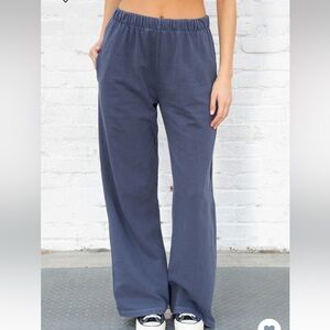 Brandy Melville Anastasia sweatpants